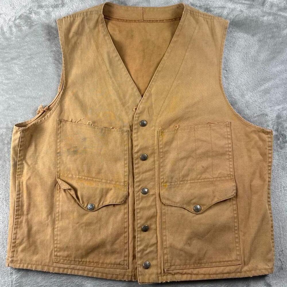 Vintage C.C. Filson Tin Cloth Cruiser Vest Tan Canvas Snap Front Distressed